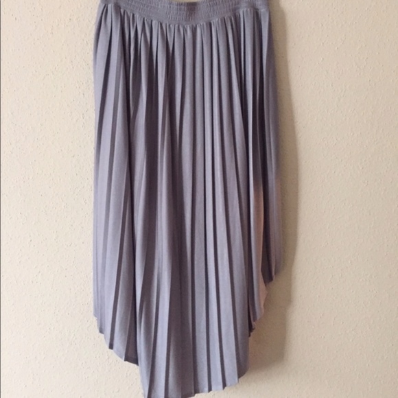 High Low skirt - Picture 2 of 2